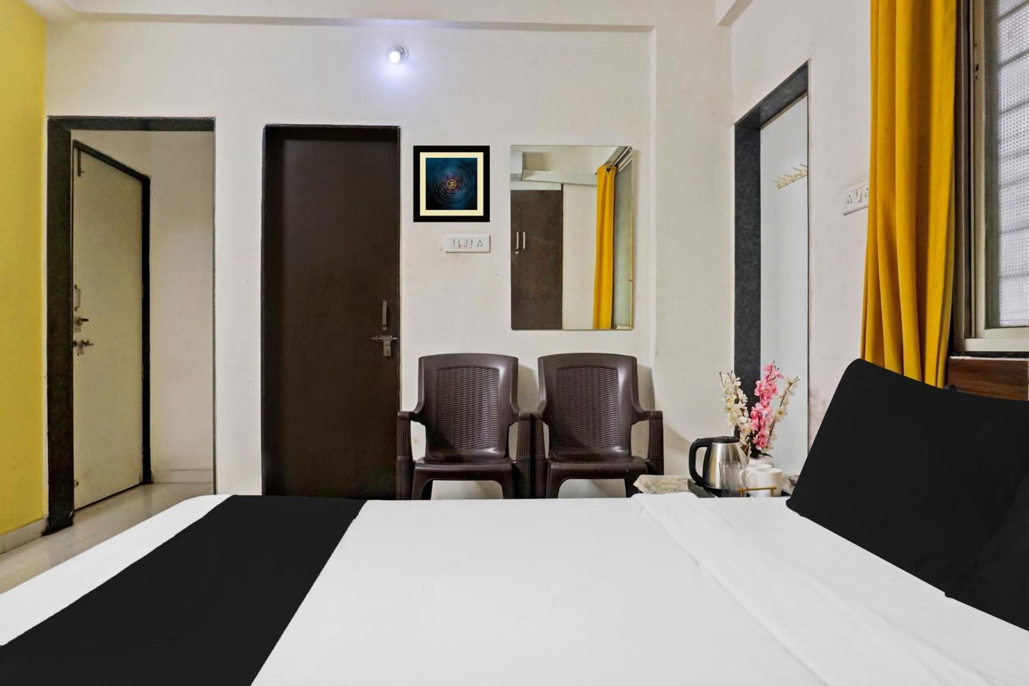 Hotel O Pristine Pune Exteriör bild